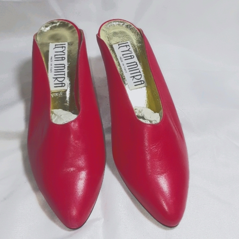 Vintage off shelf shoes